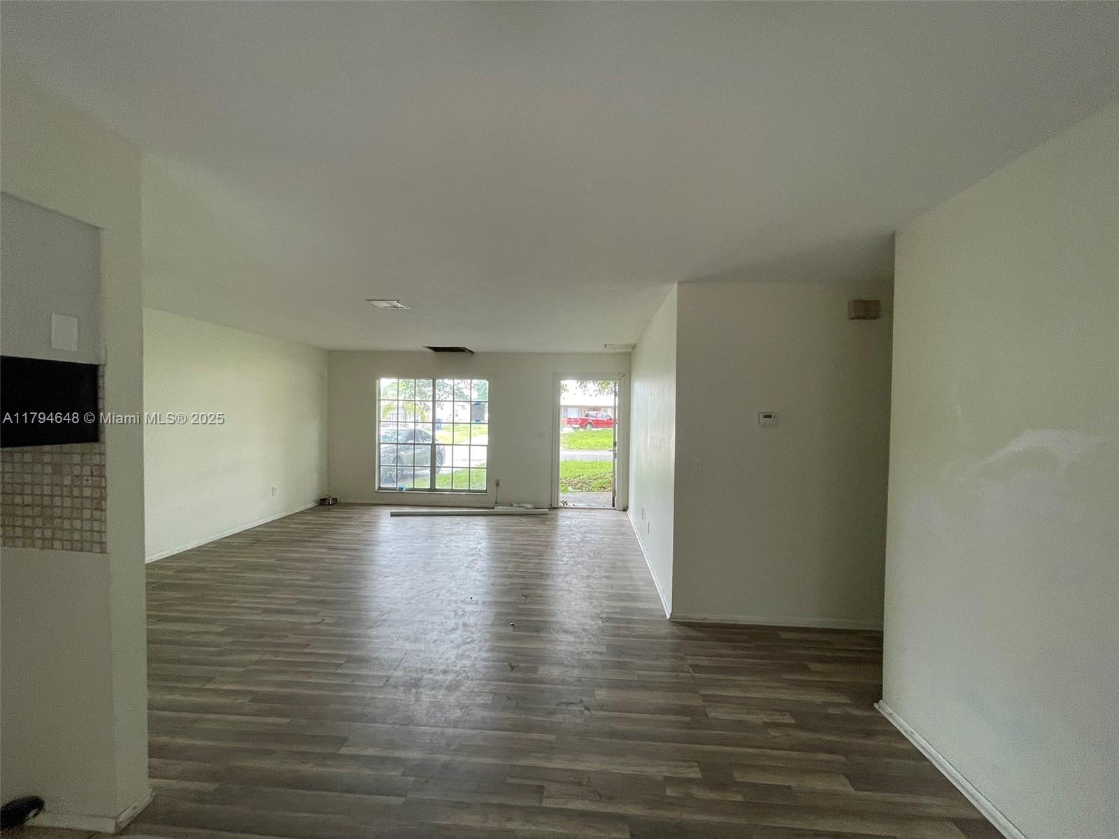 PT LaBELLE UNIT 4 - Residential