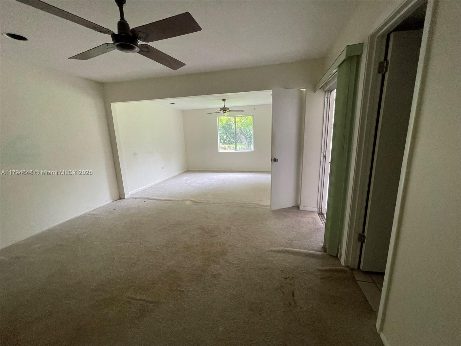 PT LaBELLE UNIT 4 - Residential