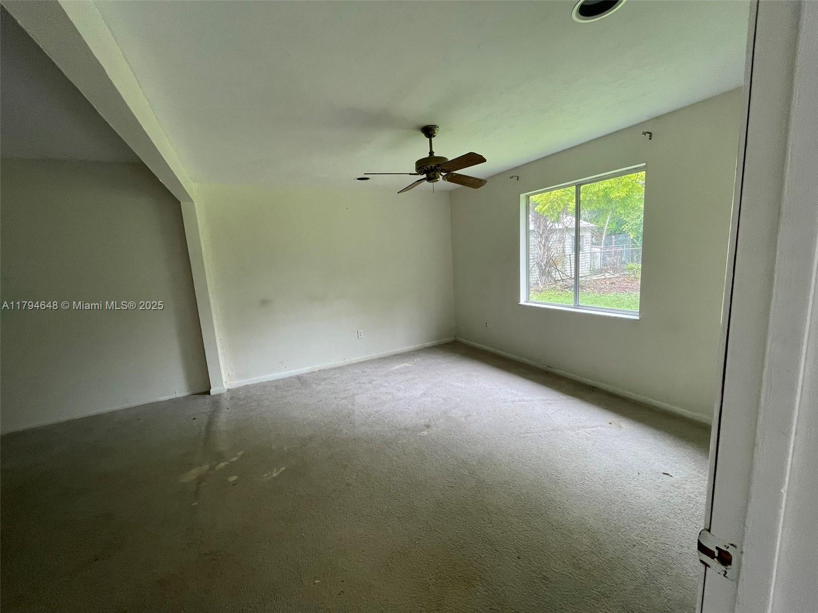 PT LaBELLE UNIT 4 - Residential