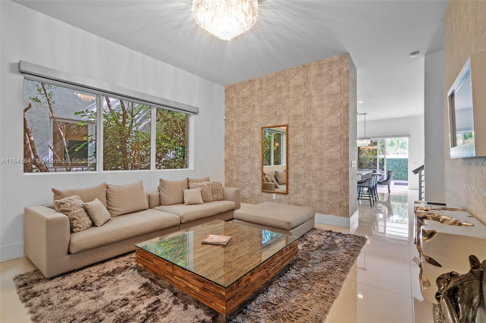 BEACHWALK - Residential