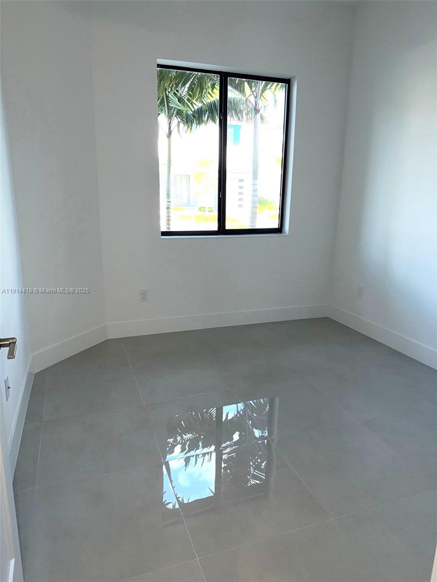 MARINA LANDINGS - Residential Lease