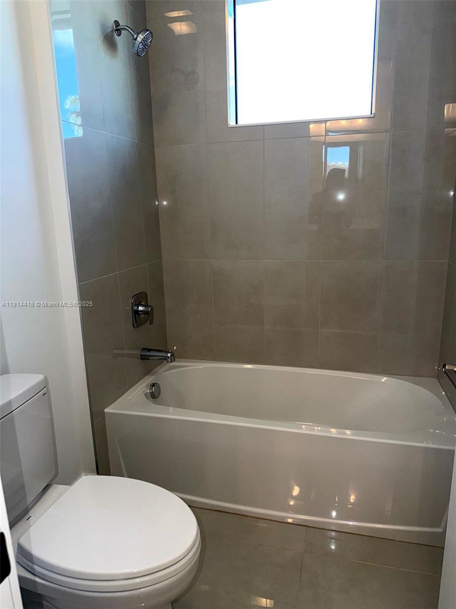 MARINA LANDINGS - Residential Lease