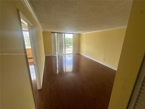 496 NW 165th St Rd D-311 Miami FL 33169