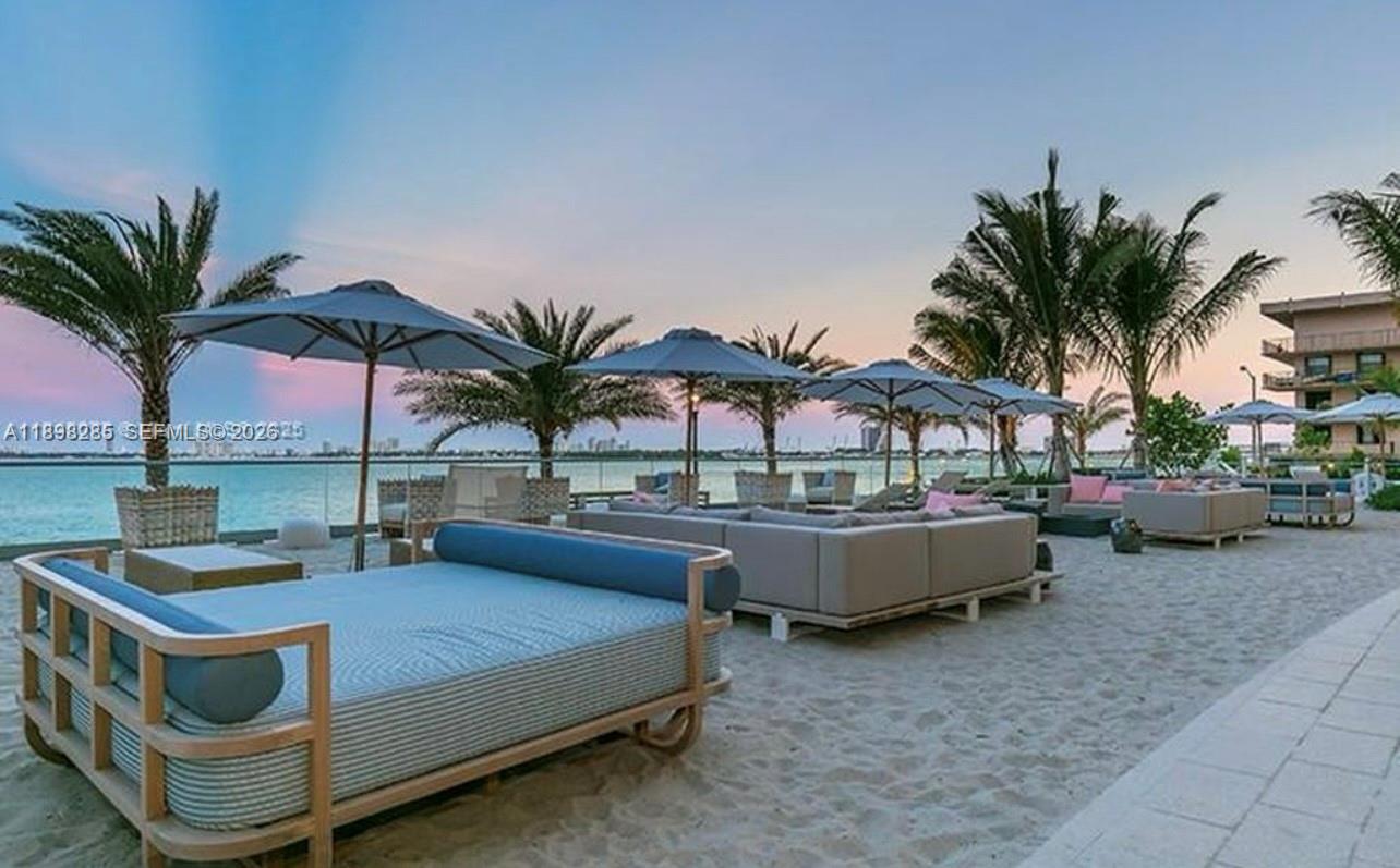 BISCAYNE BEACH CONDO - Residential