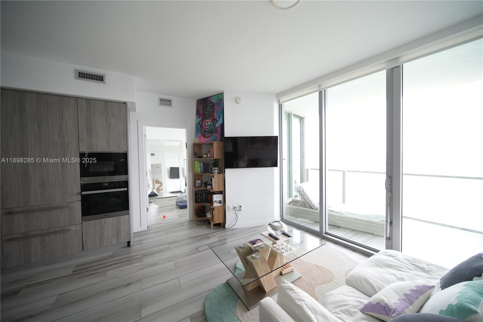 BISCAYNE BEACH CONDO - Residential