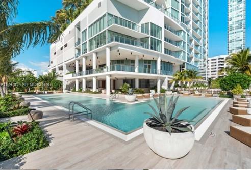 BISCAYNE BEACH CONDO - Residential