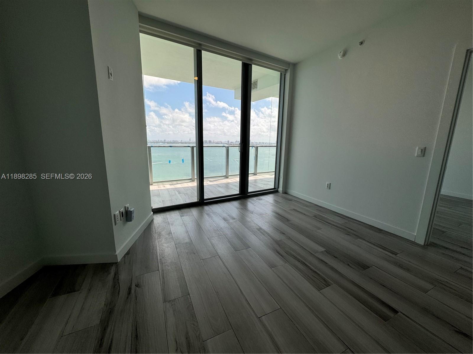 BISCAYNE BEACH CONDO - Residential