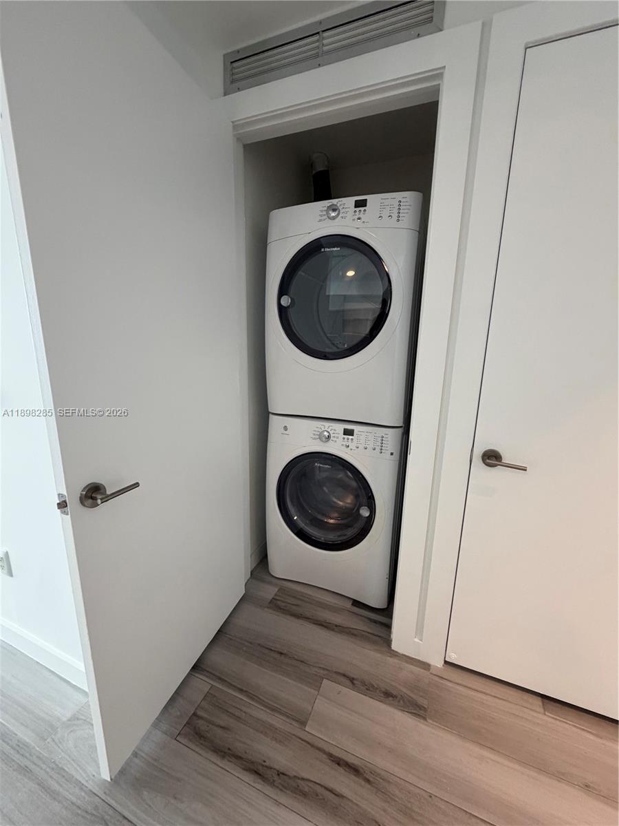 BISCAYNE BEACH CONDO - Residential