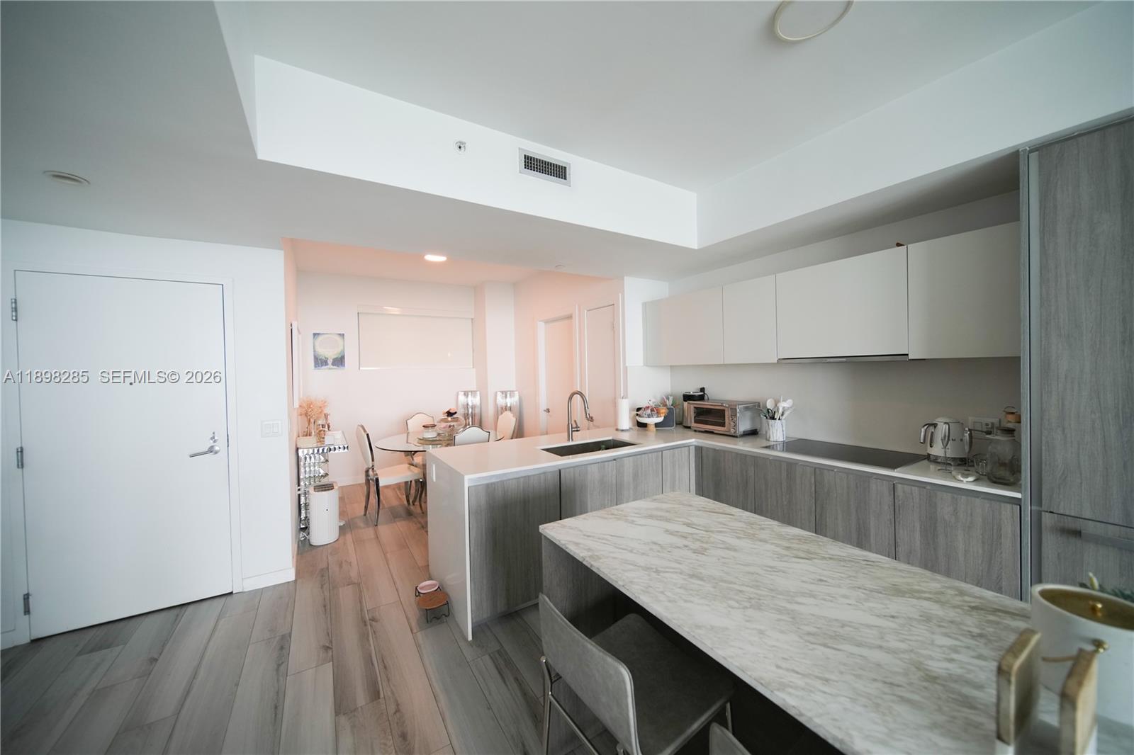BISCAYNE BEACH CONDO - Residential