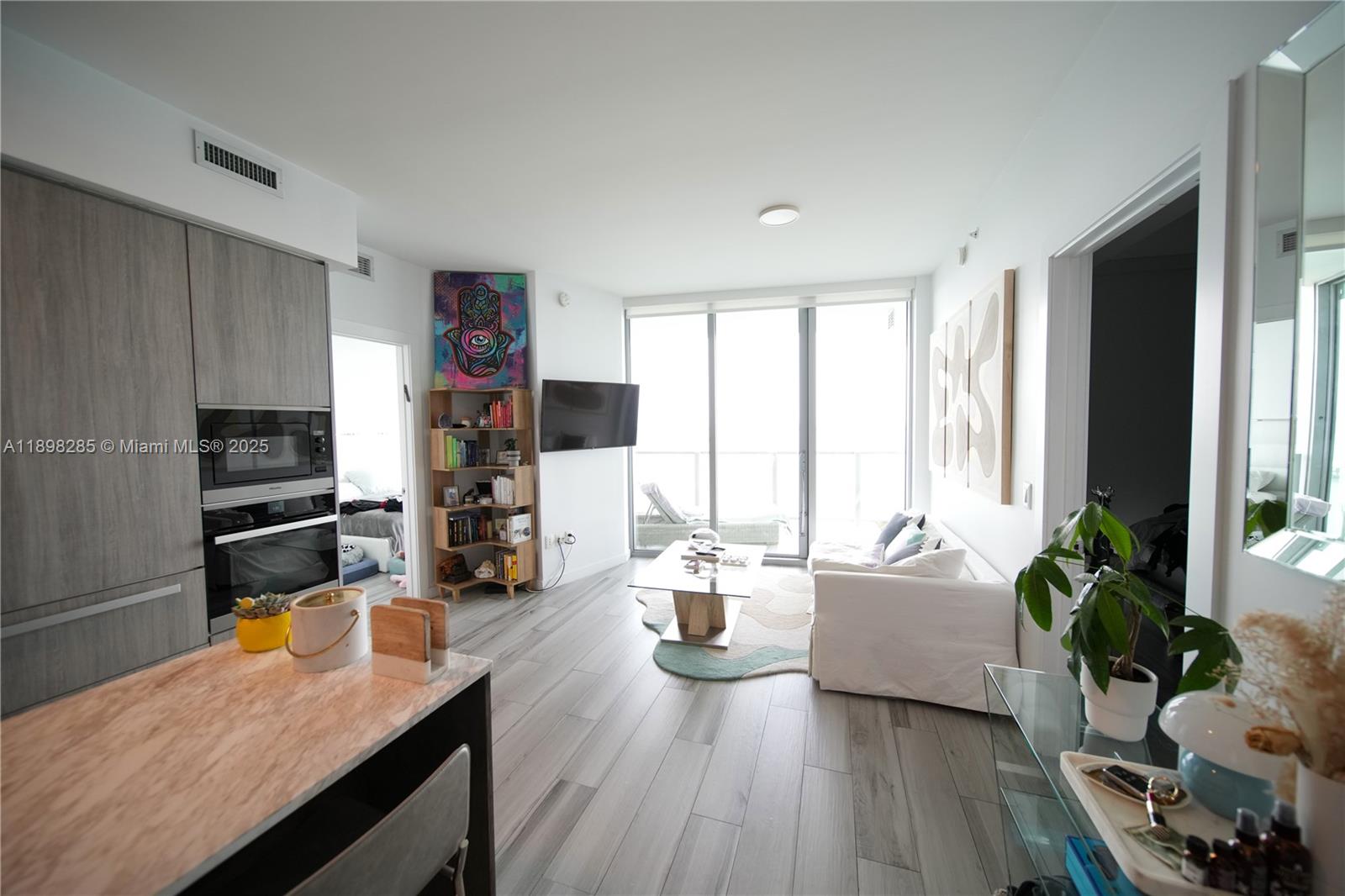 BISCAYNE BEACH CONDO - Residential