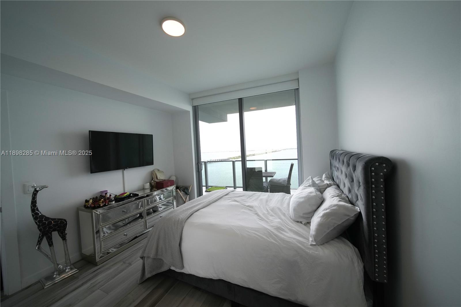BISCAYNE BEACH CONDO - Residential
