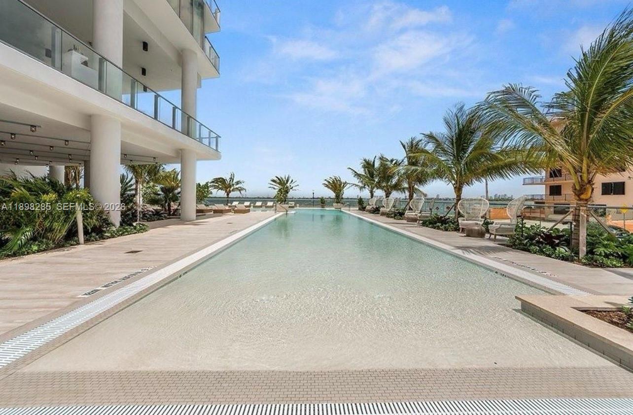 BISCAYNE BEACH CONDO - Residential