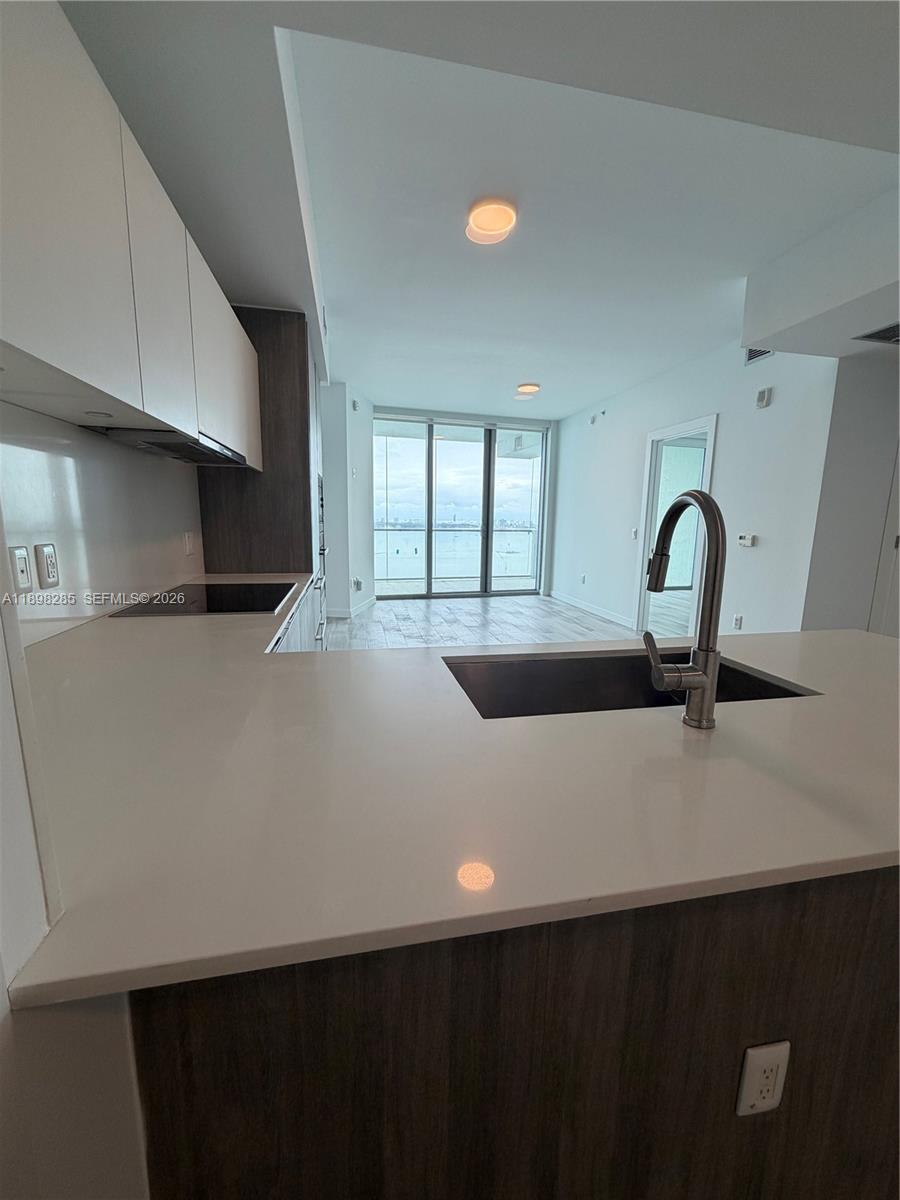 BISCAYNE BEACH CONDO - Residential