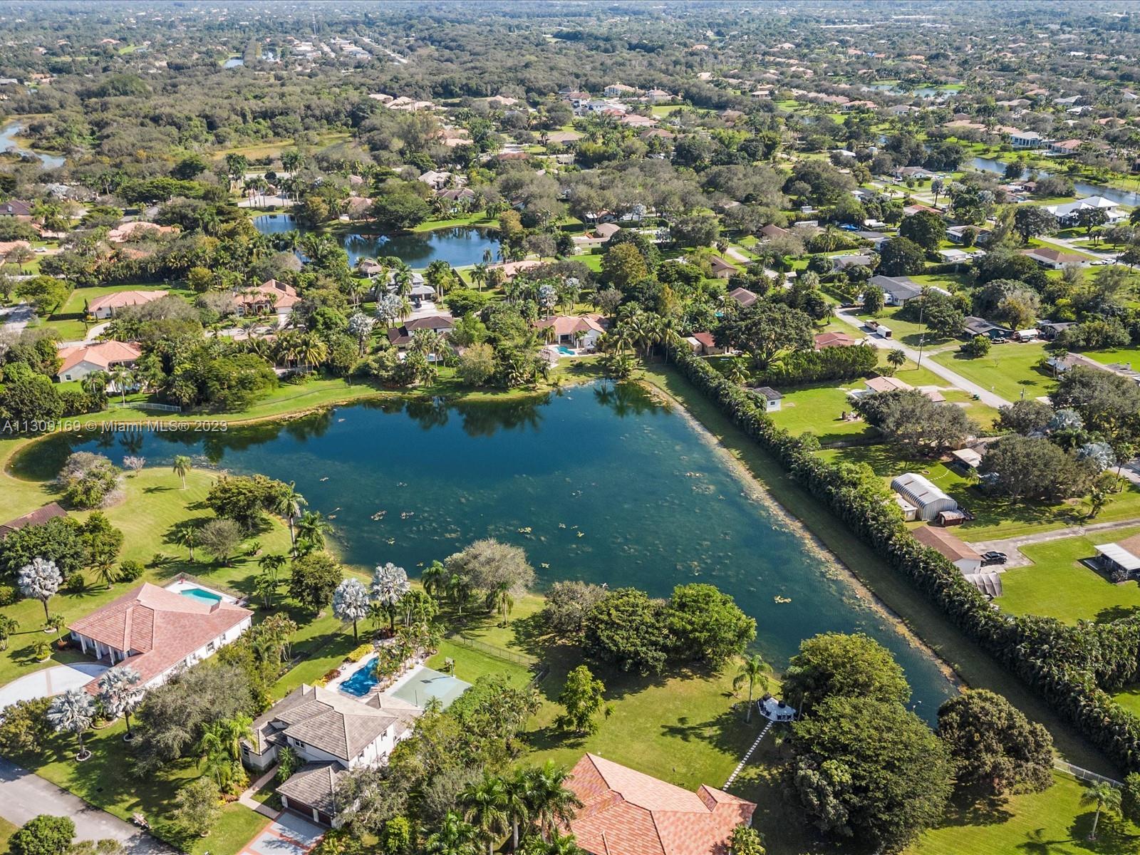 CARLTON ESTATES-2 - Residential