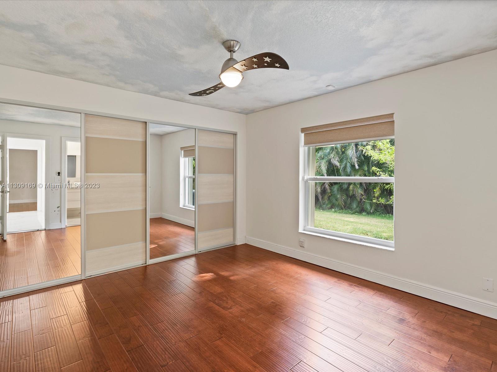 CARLTON ESTATES-2 - Residential