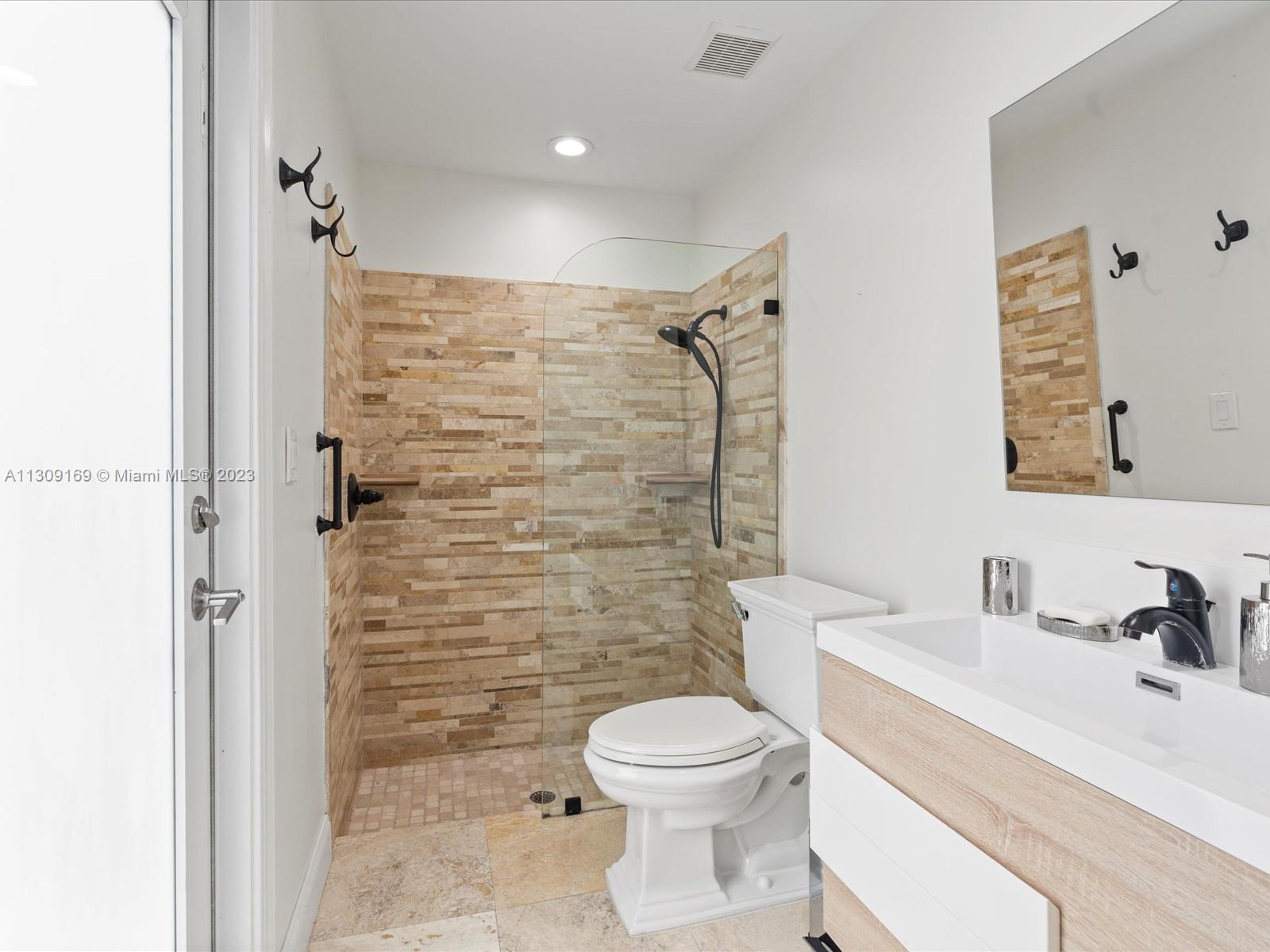 CARLTON ESTATES-2 - Residential