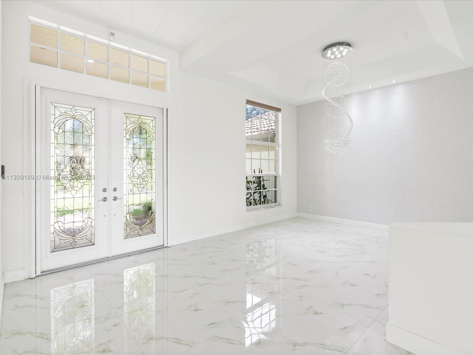 CARLTON ESTATES-2 - Residential