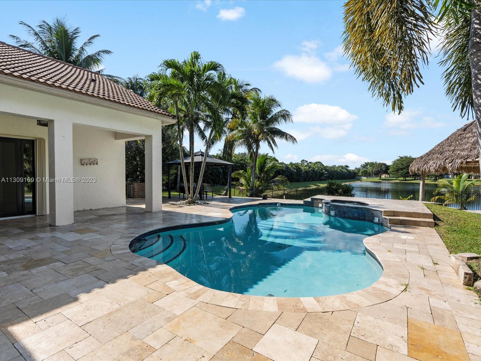 CARLTON ESTATES-2 - Residential