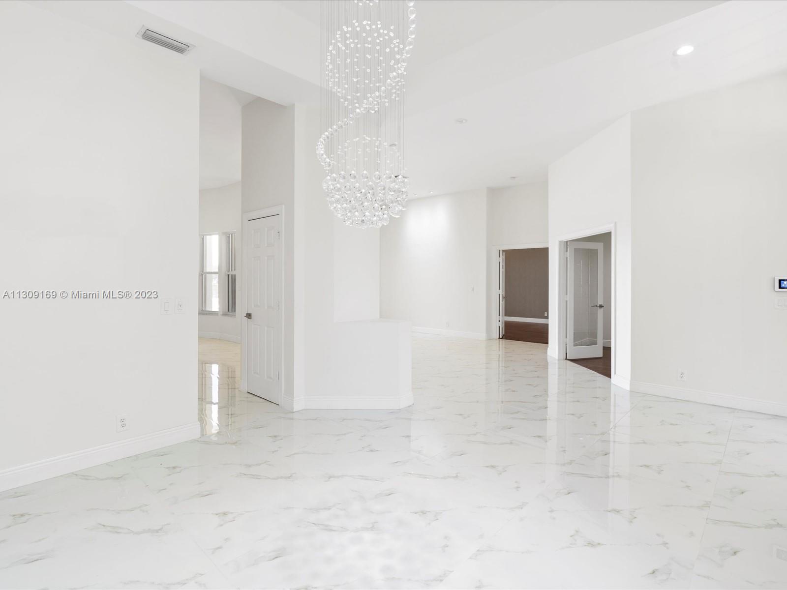 CARLTON ESTATES-2 - Residential