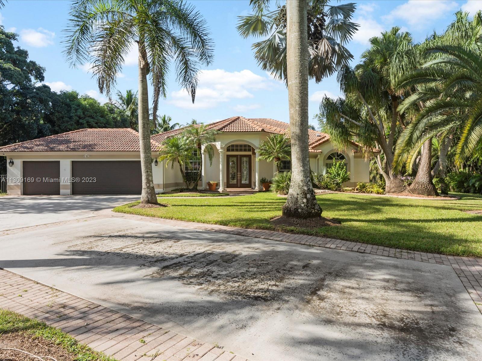 CARLTON ESTATES-2 - Residential