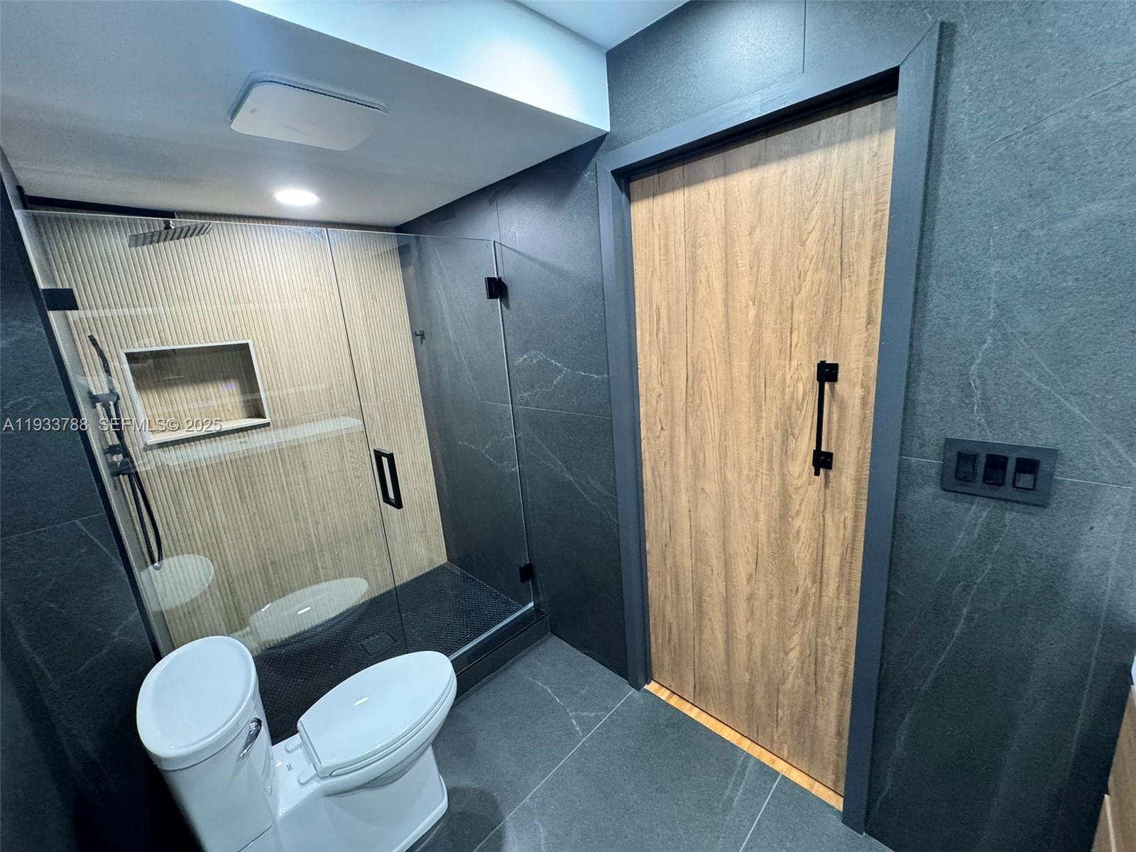 VILLA DORADA CONDO NO 2 - Residential