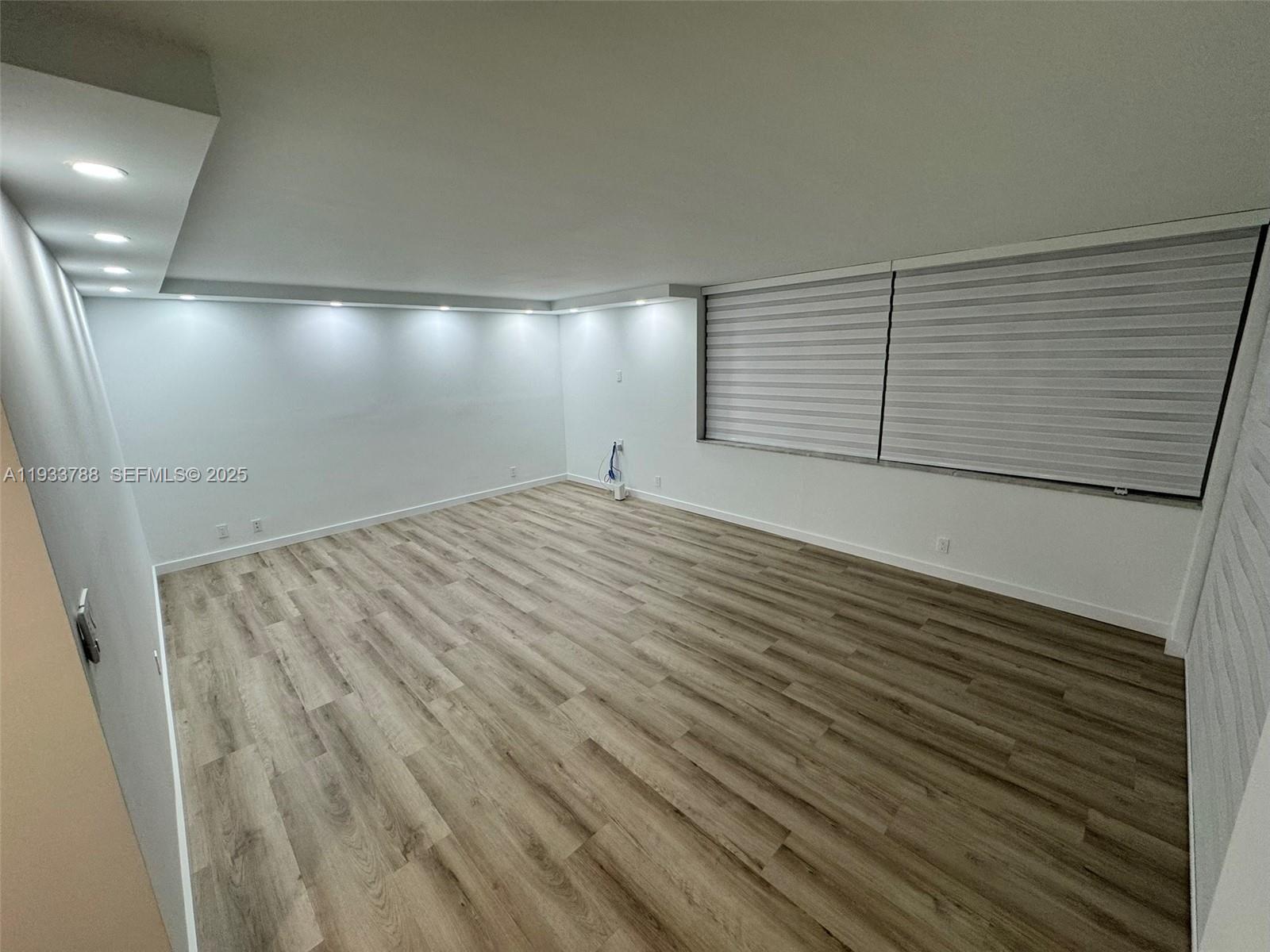 VILLA DORADA CONDO NO 2 - Residential