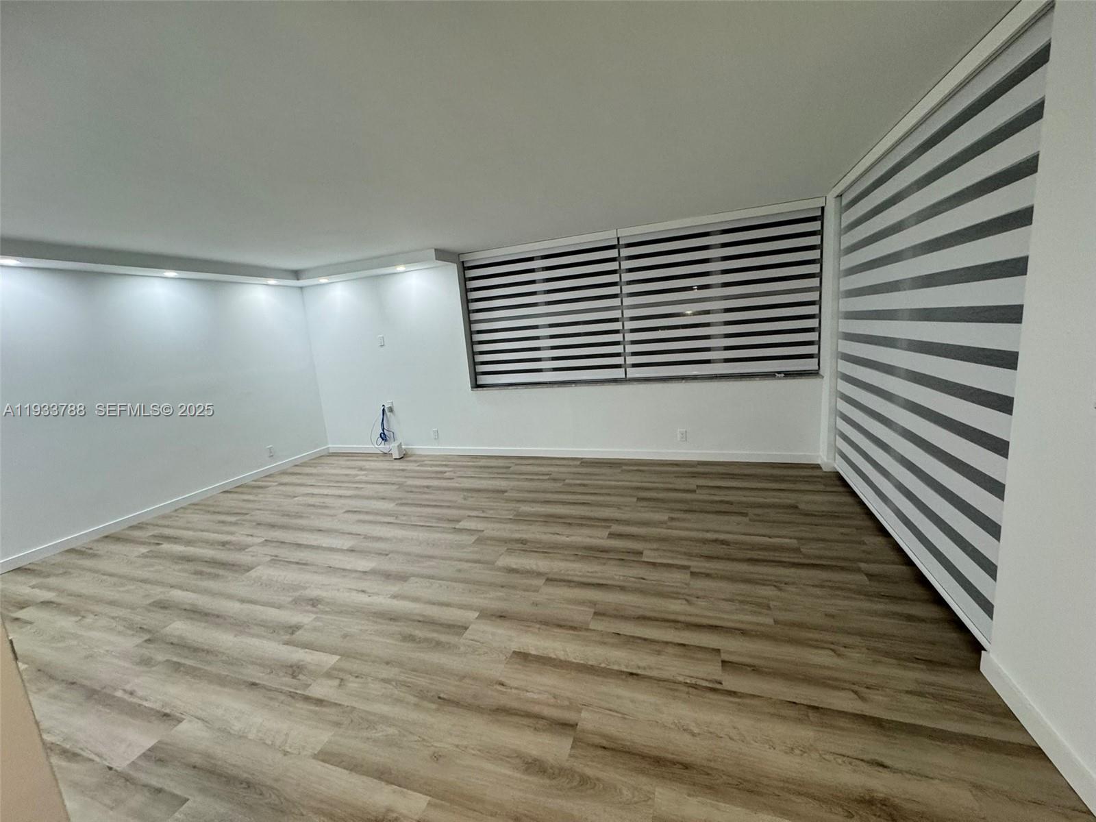 VILLA DORADA CONDO NO 2 - Residential