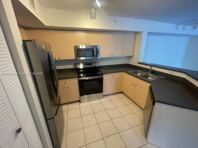 3 Bedroom 2 bathroom, new stainless steel appliances, spacious bedrooms, and new carpet in bedrooms prior to occupancy. Water, Basic Cable Internet service included. Full-sized Washer and Dryer inside the unit.