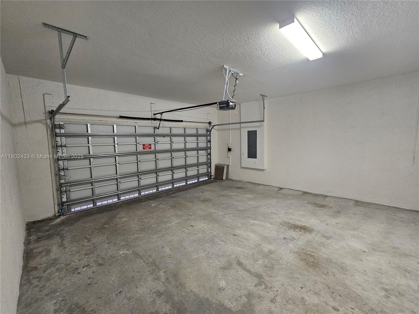 TUSCAN ISLES - Residential