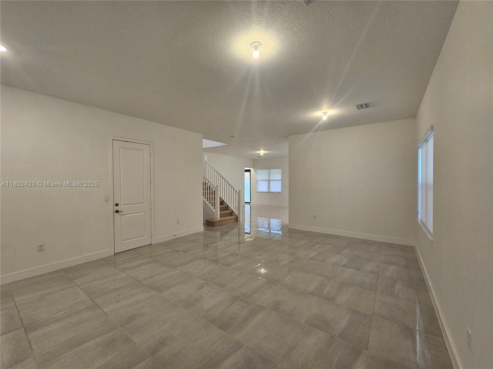 TUSCAN ISLES - Residential