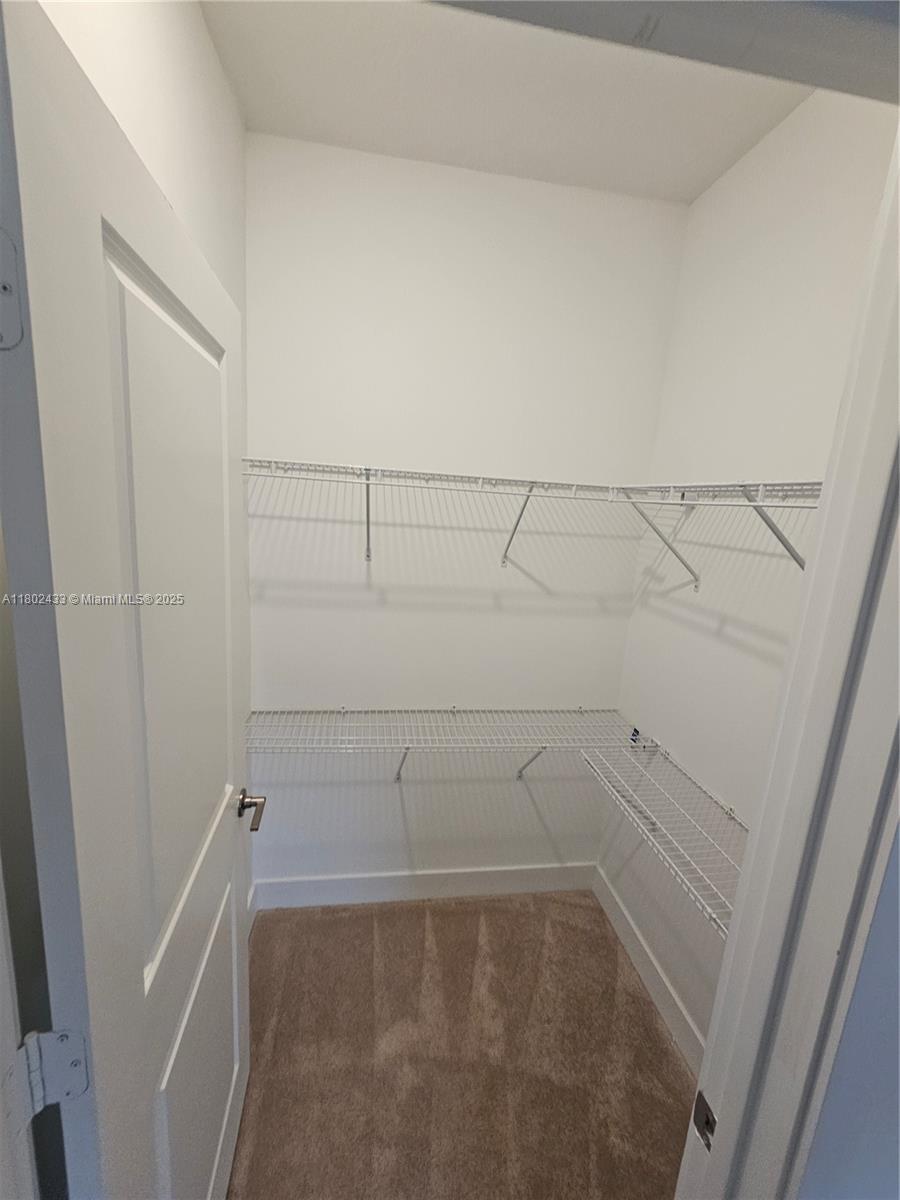 TUSCAN ISLES - Residential