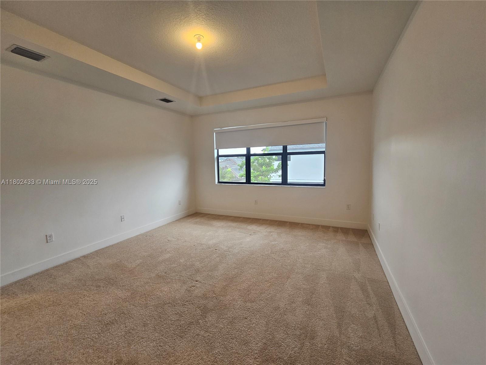 TUSCAN ISLES - Residential