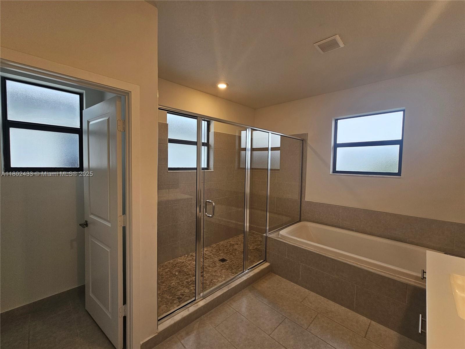 TUSCAN ISLES - Residential