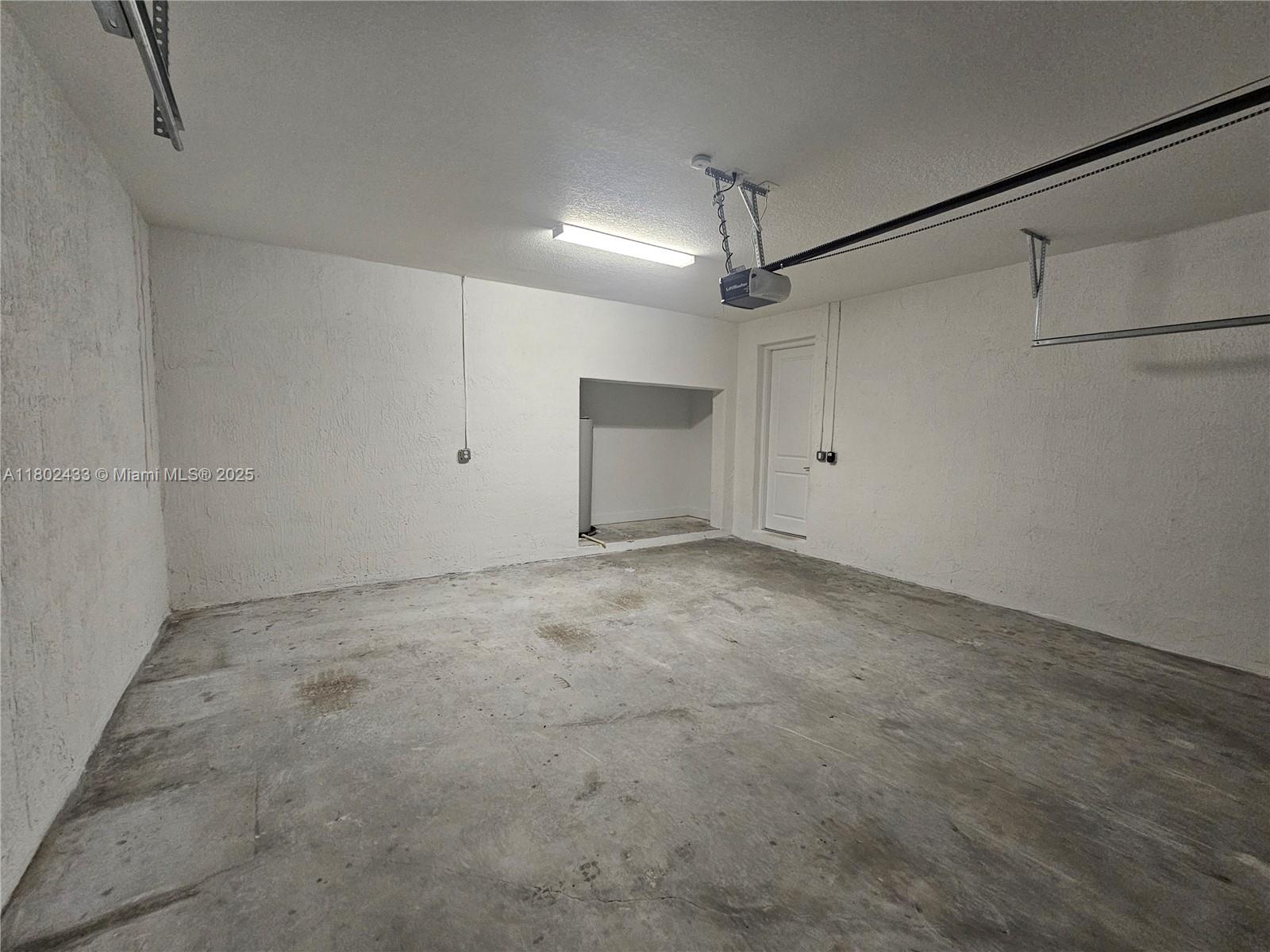 TUSCAN ISLES - Residential