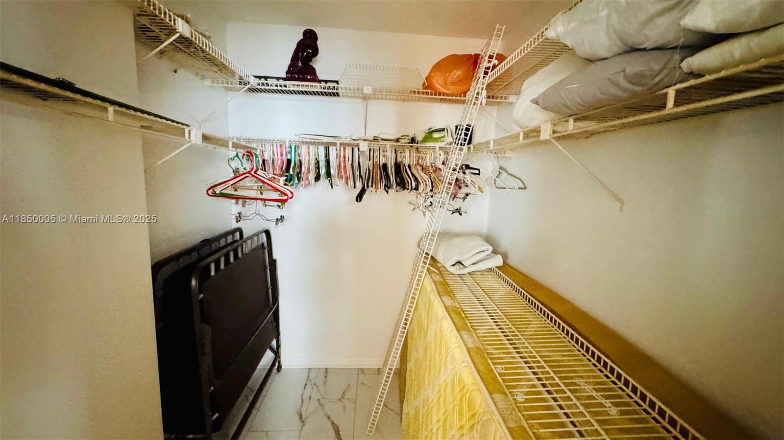 PRINCE GEORGE ARMS CONDO - Residential Lease