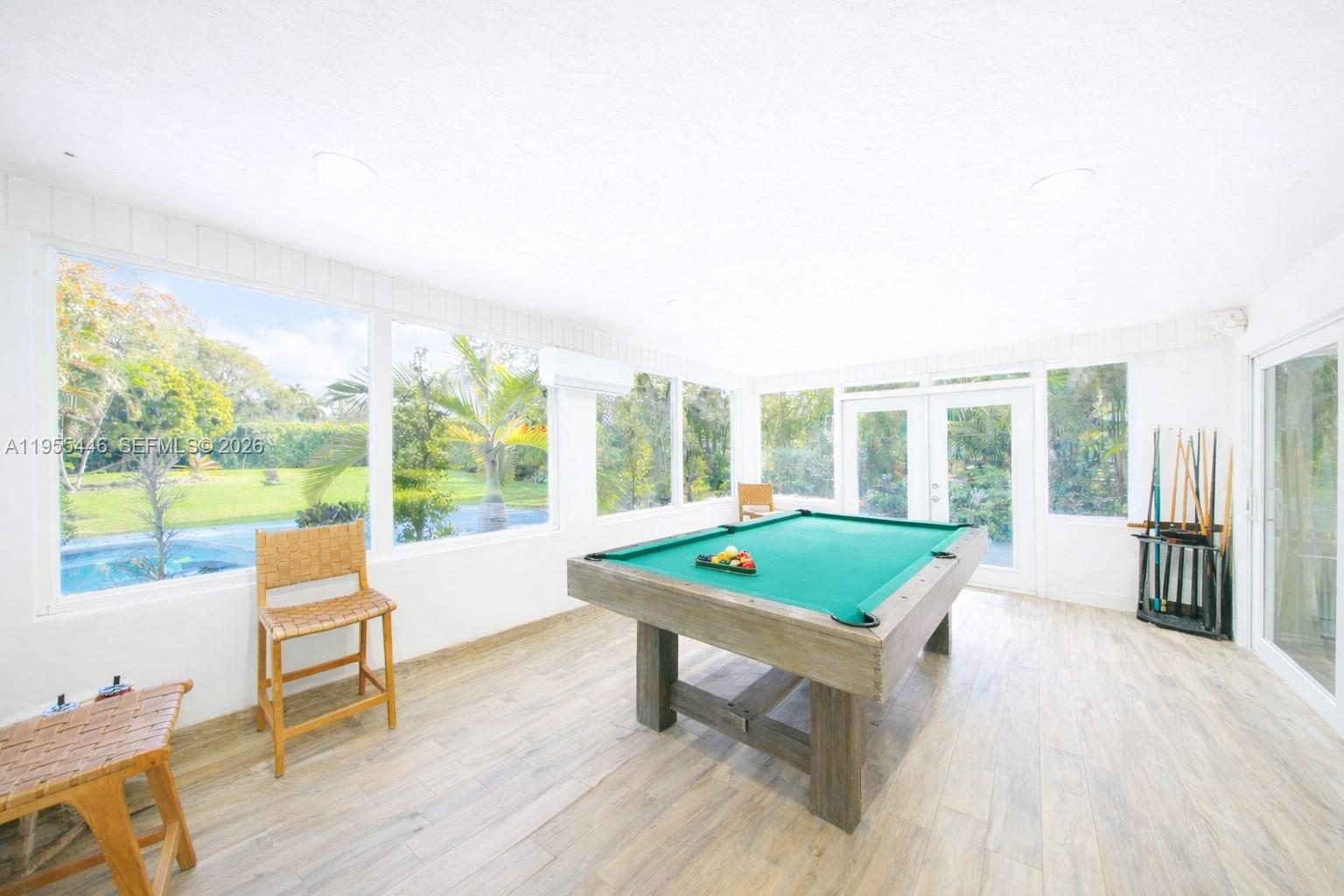 SWEETWATER ESTATES SUB - Residential