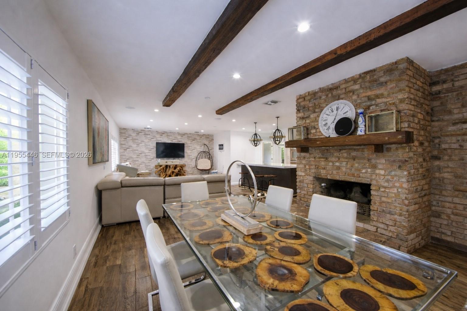 SWEETWATER ESTATES SUB - Residential