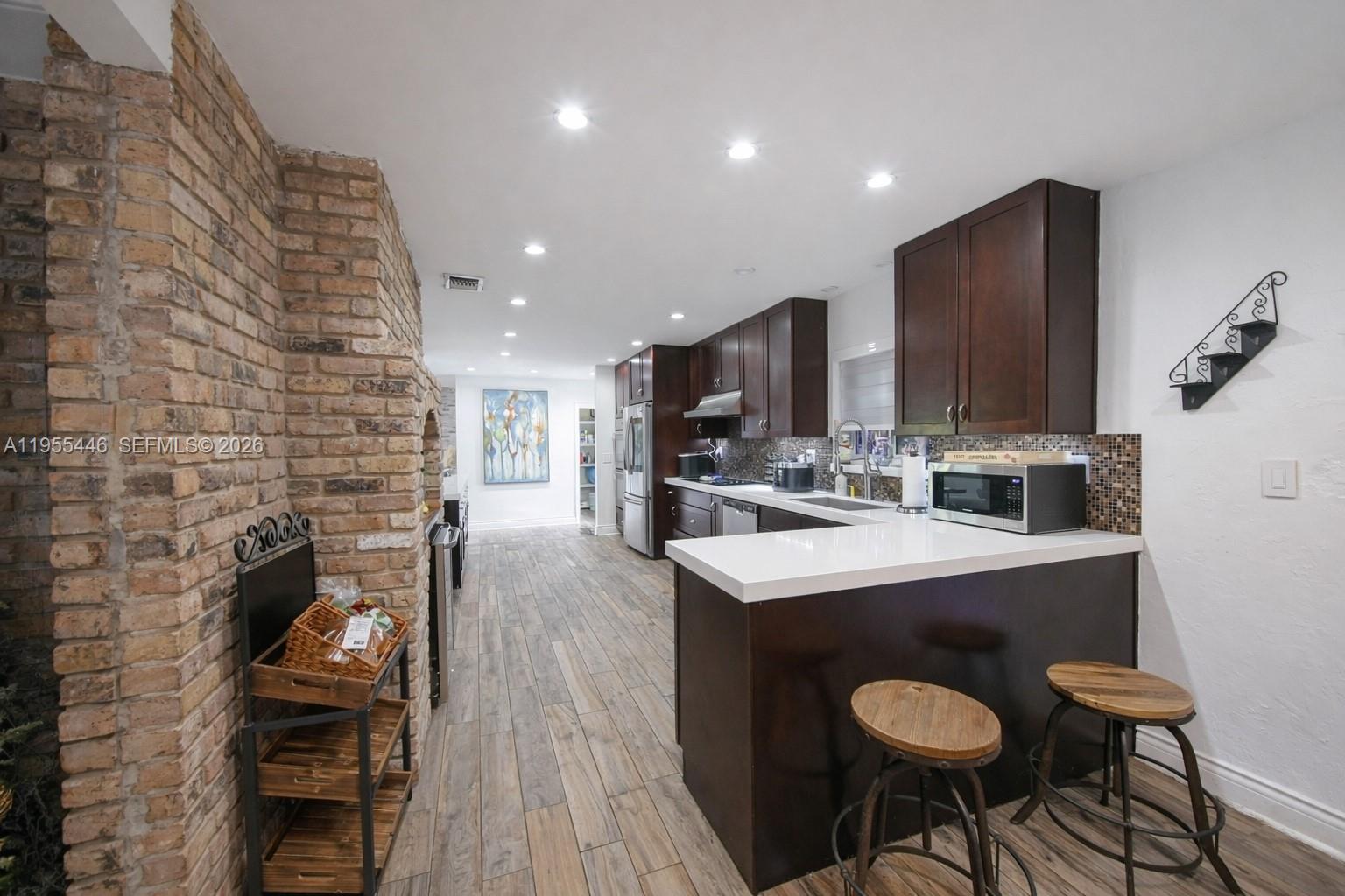 SWEETWATER ESTATES SUB - Residential