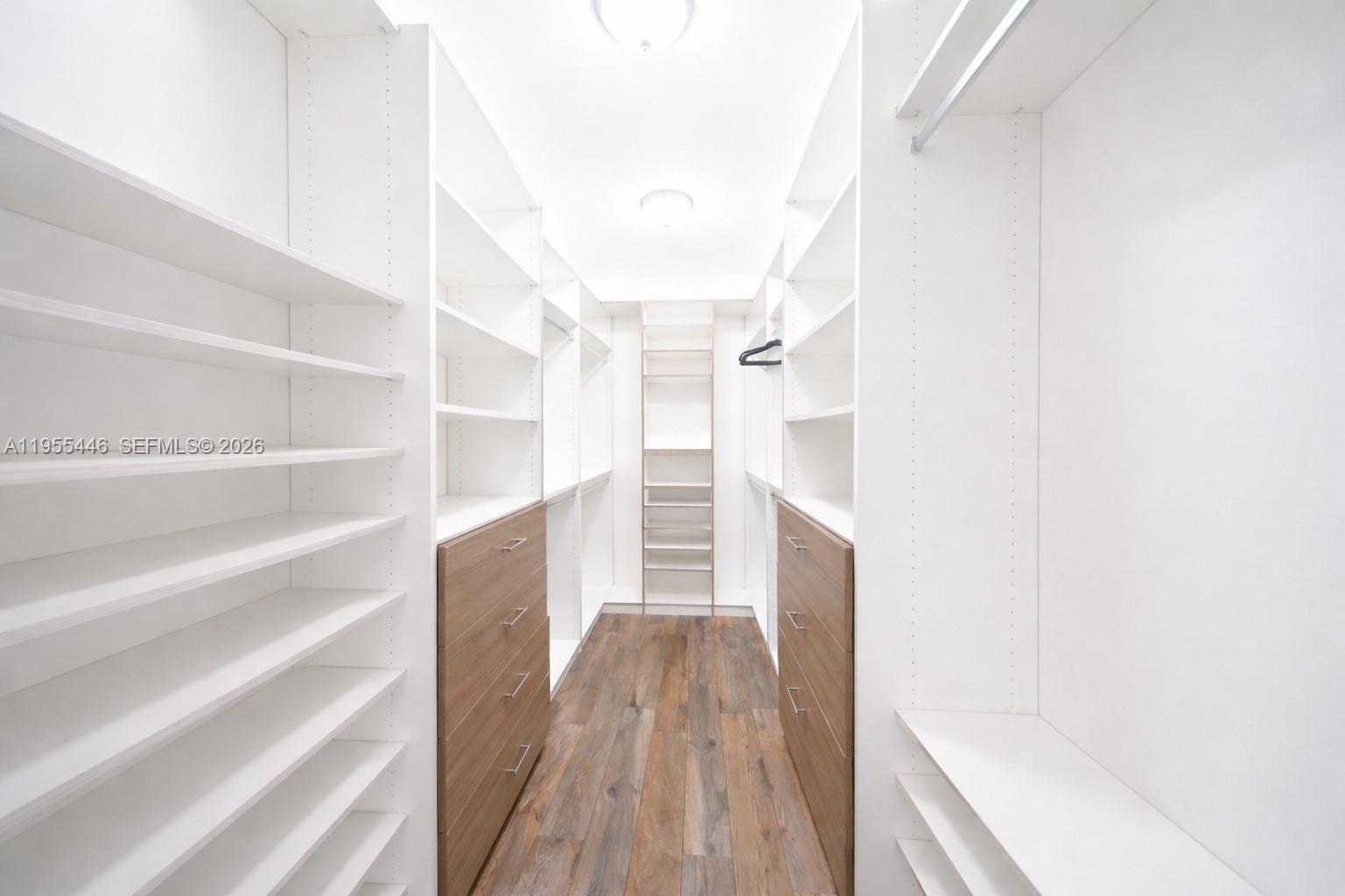 SWEETWATER ESTATES SUB - Residential