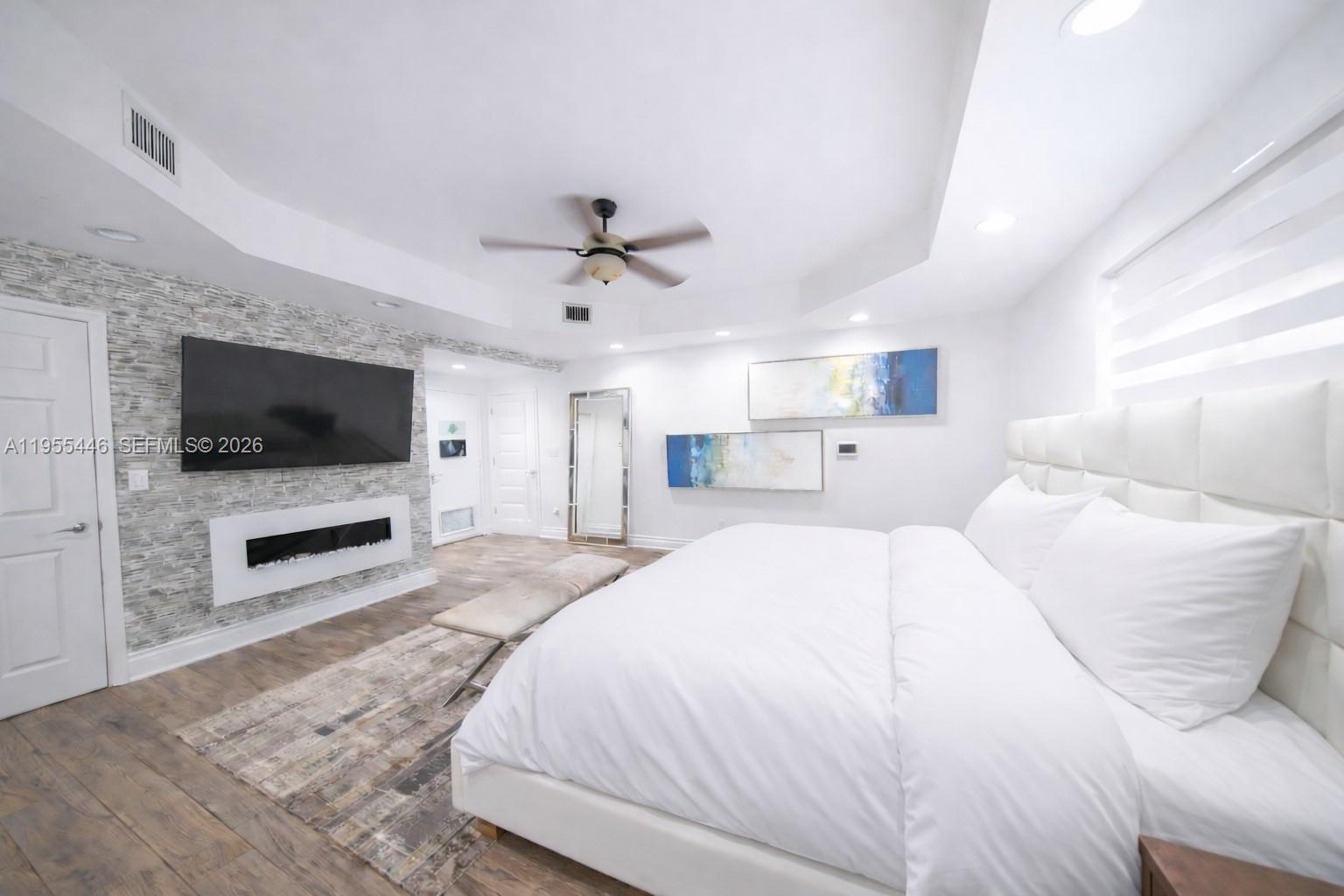 SWEETWATER ESTATES SUB - Residential