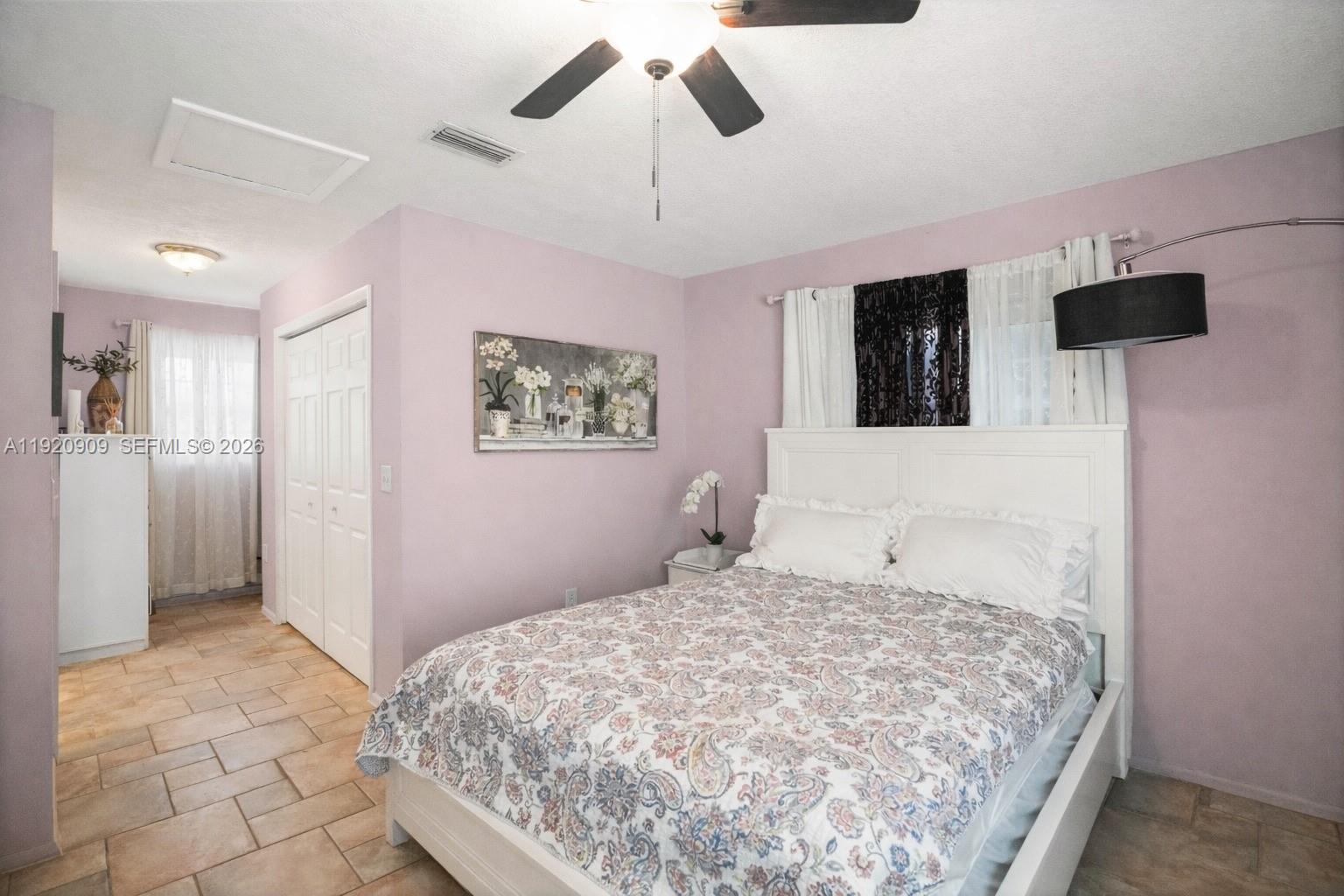 PALM BEACH LEISUREVILLE R - Residential