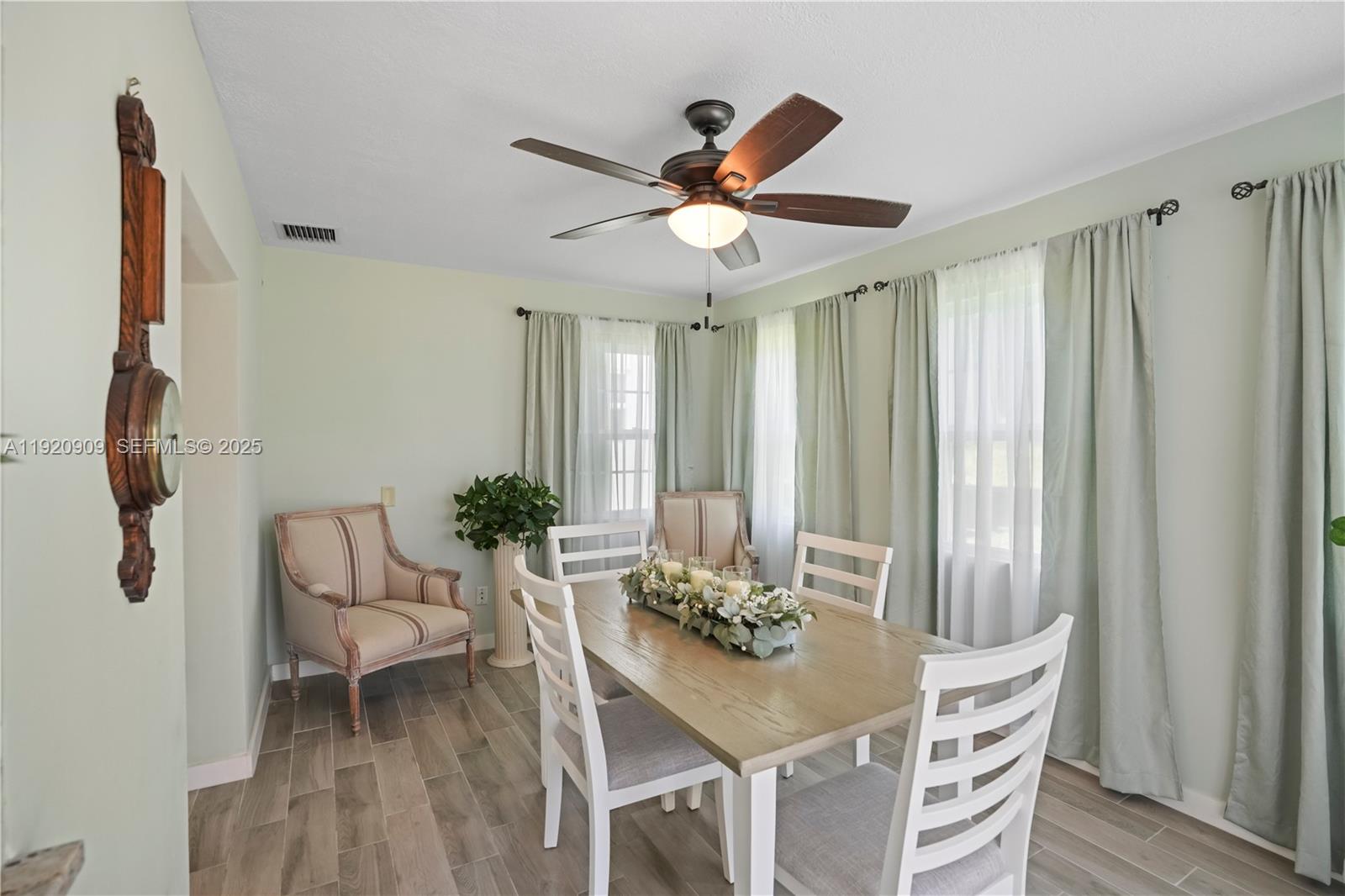 PALM BEACH LEISUREVILLE R - Residential