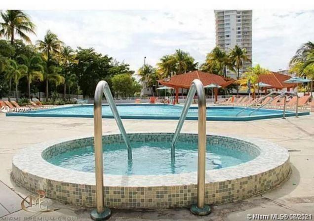 ARLEN HOUSE EAST CONDO - Residential