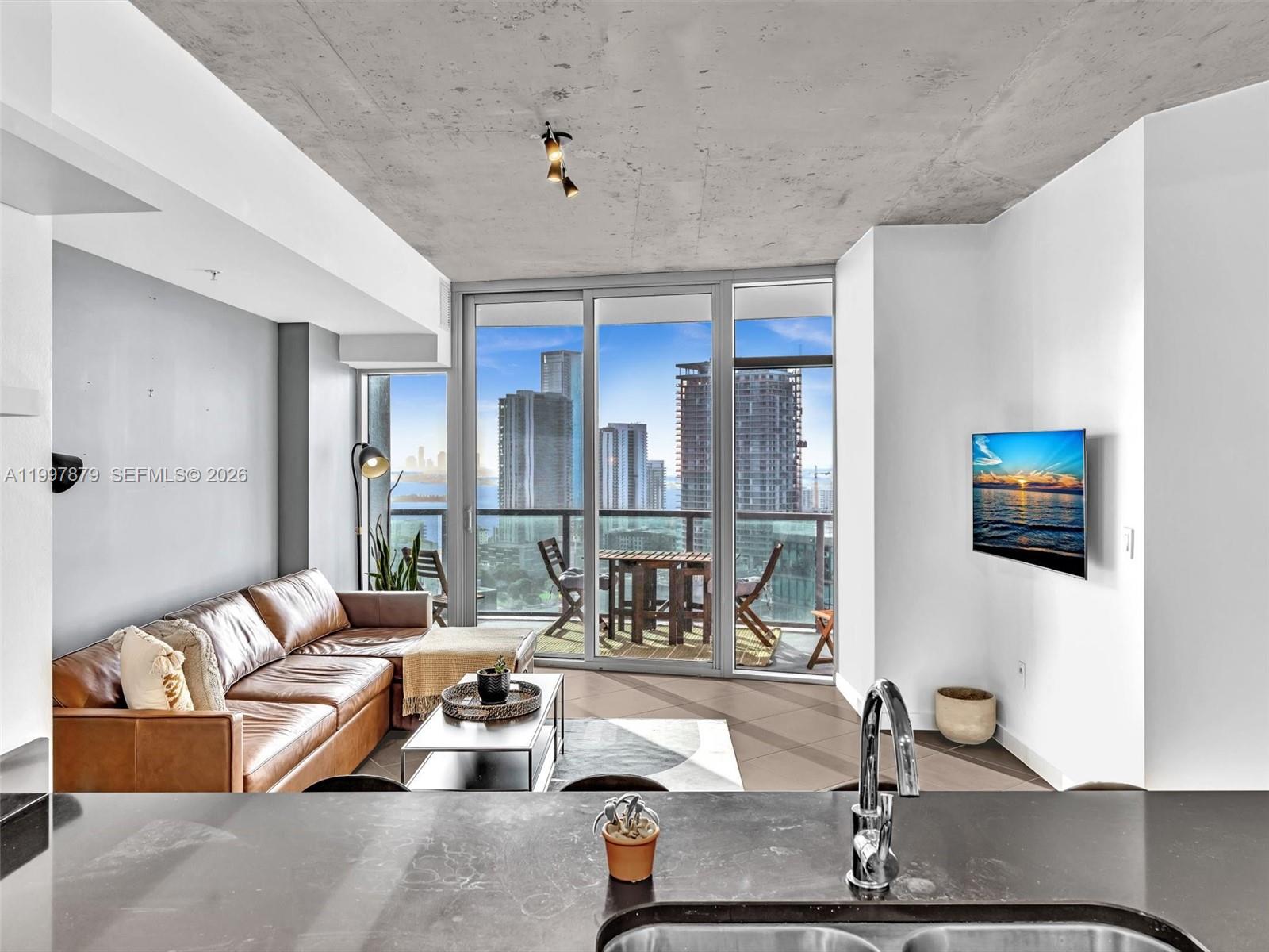 FOUR MIDTOWN MIAMI CONDO - Residential Lease