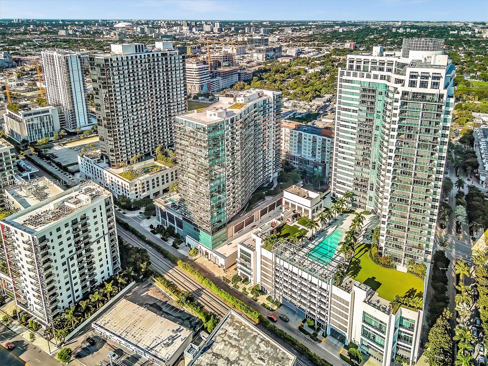FOUR MIDTOWN MIAMI CONDO - Residential Lease