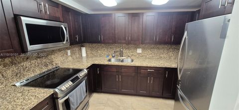 14401 N Kendall Dr 205N Miami FL 33186