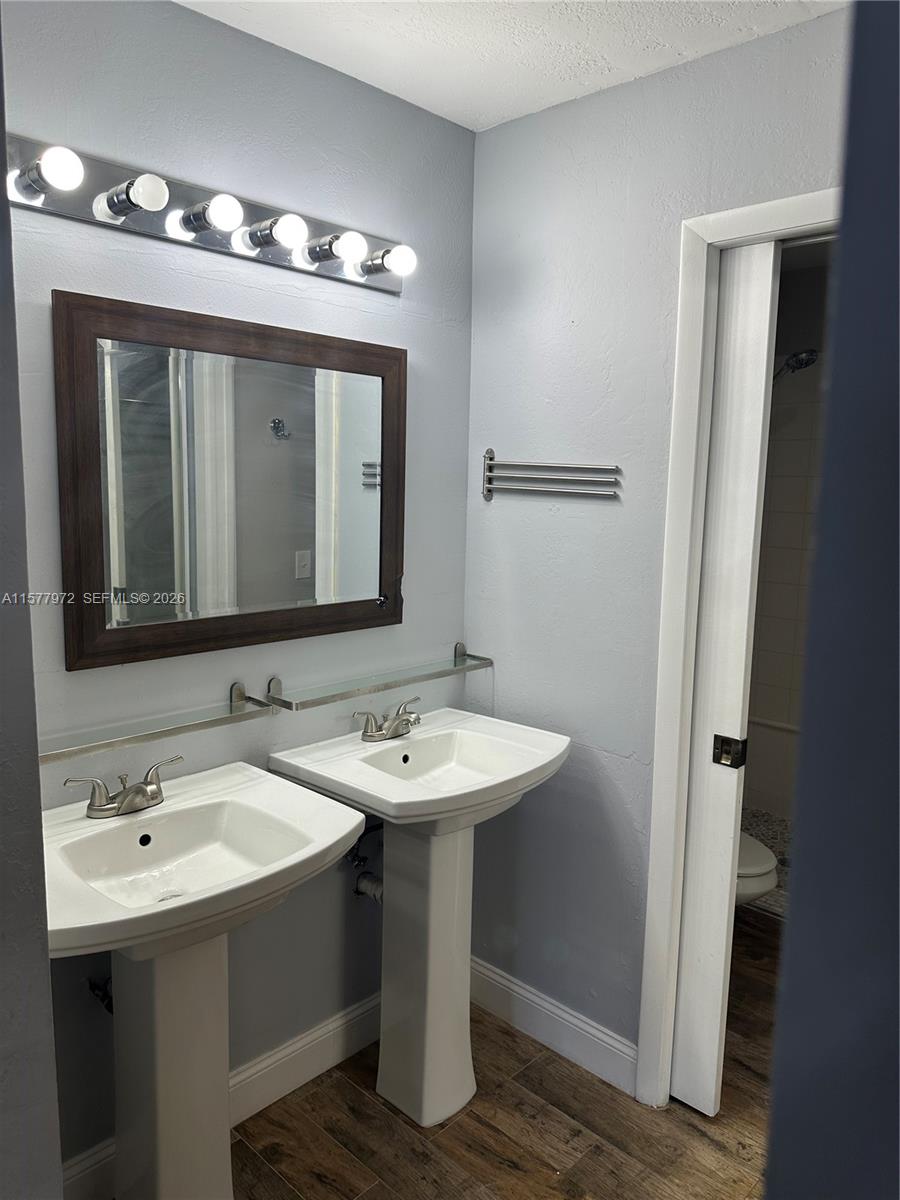 KEYS GATE CONDO NO EIGHT - Residential