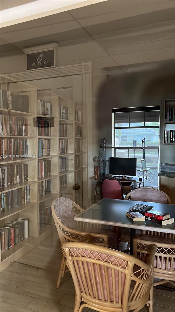 KEYS GATE CONDO NO EIGHT - Residential