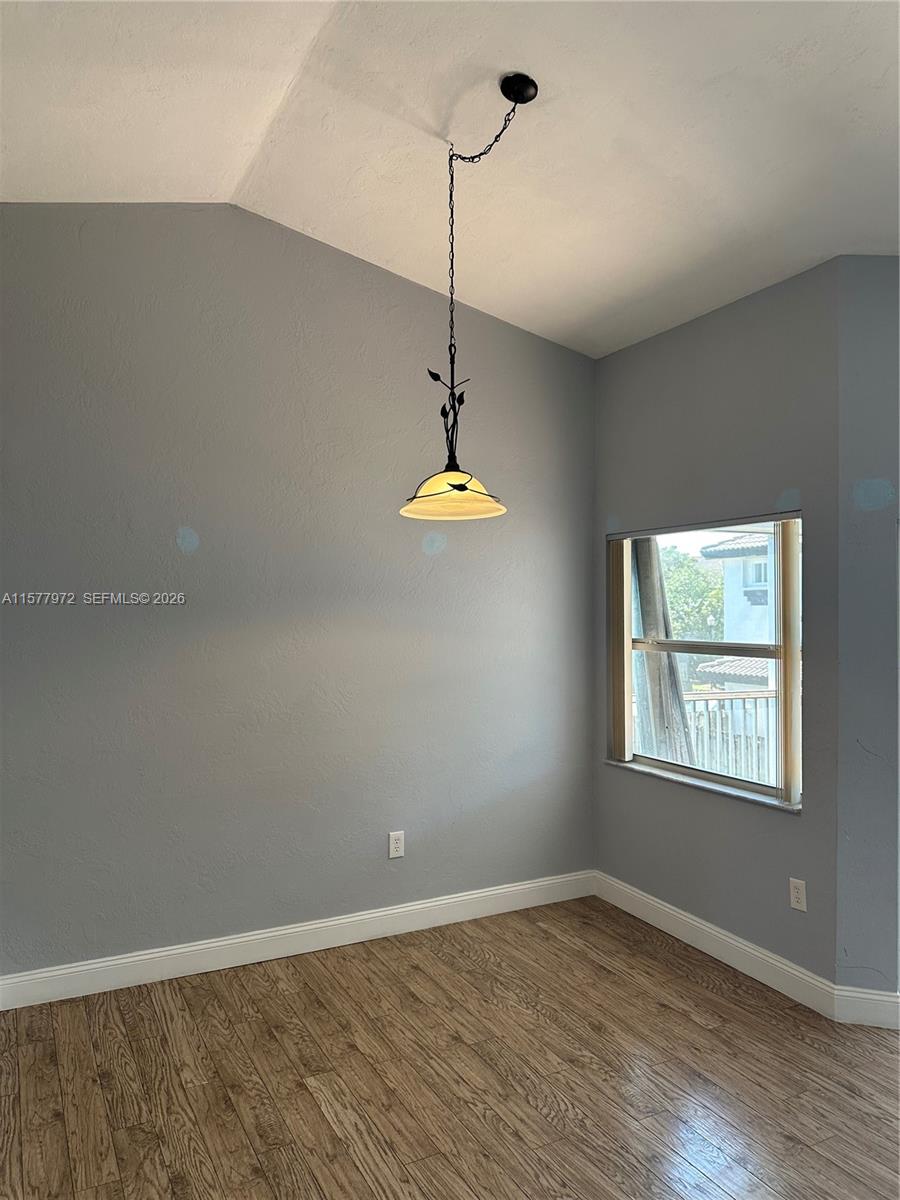 KEYS GATE CONDO NO EIGHT - Residential