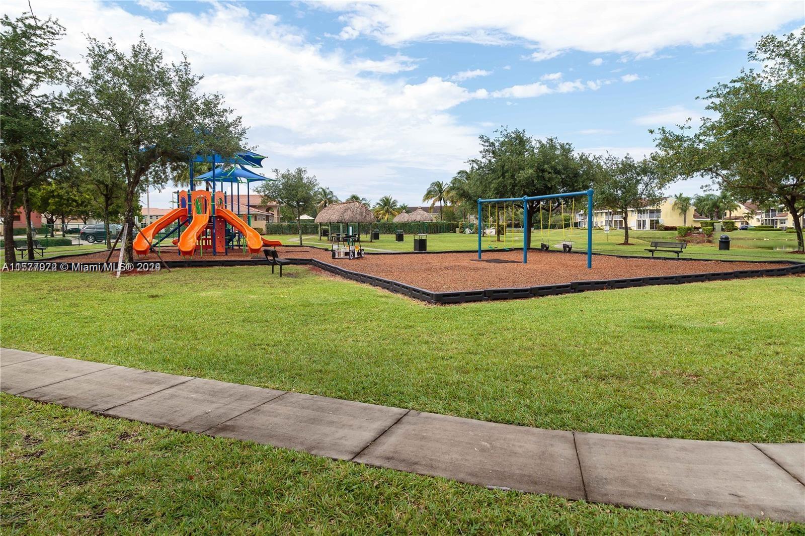 KEYS GATE CONDO NO EIGHT - Residential